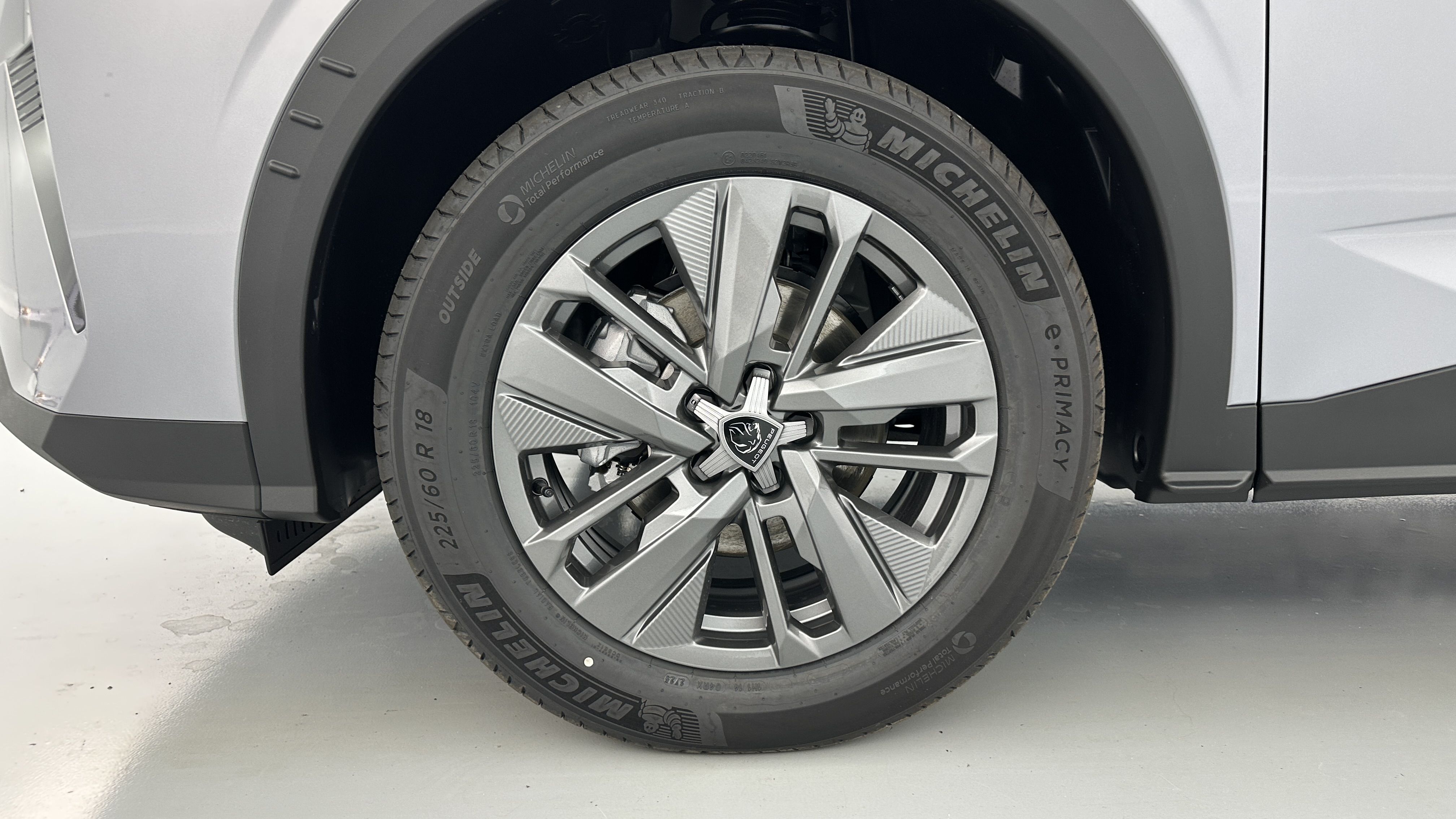 GLI00008312_p53 - PEUGEOT - 5008 - 2025 - photo 13