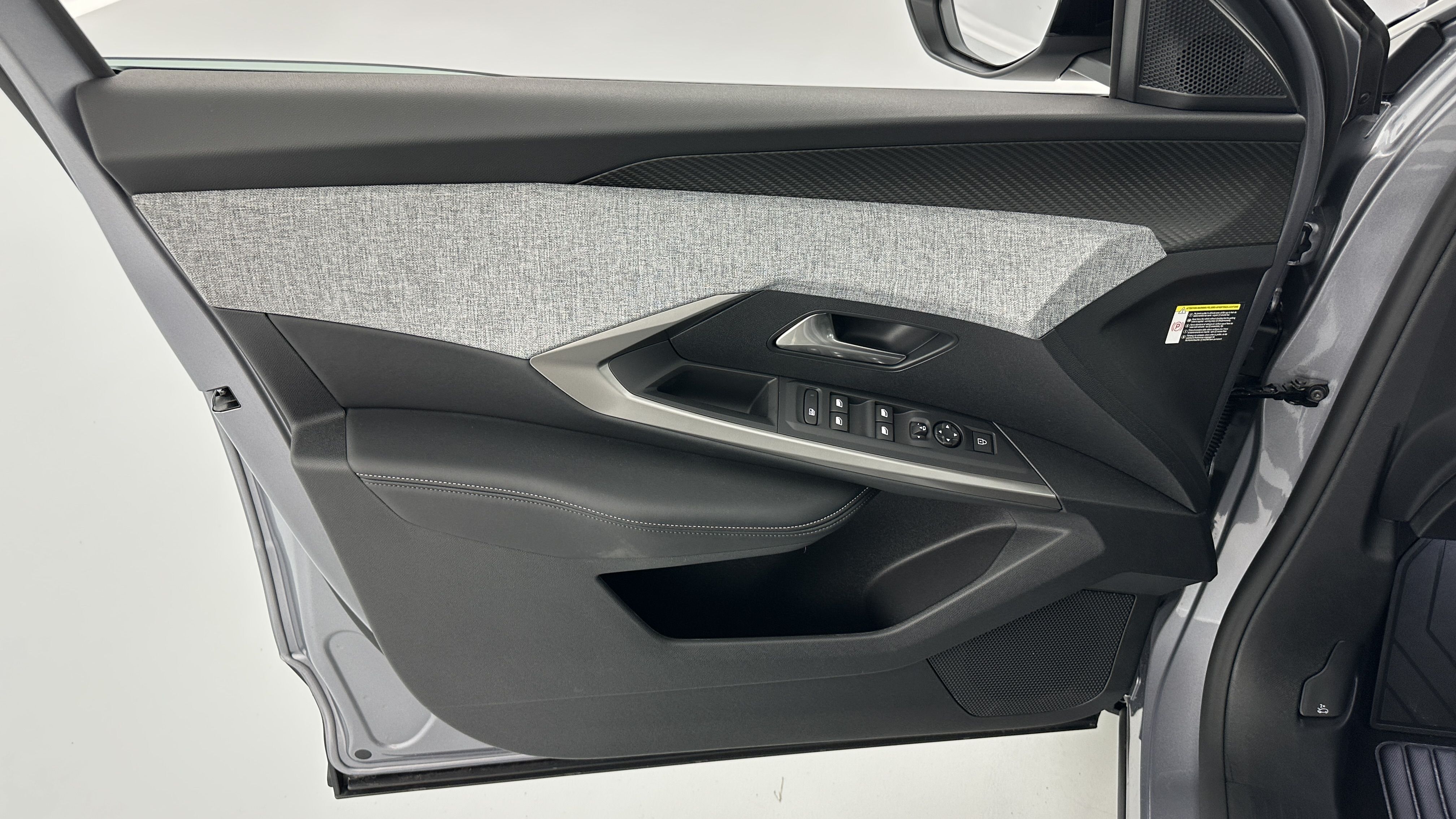 GLI00008312_p53 - PEUGEOT - 5008 - 2025 - photo 14