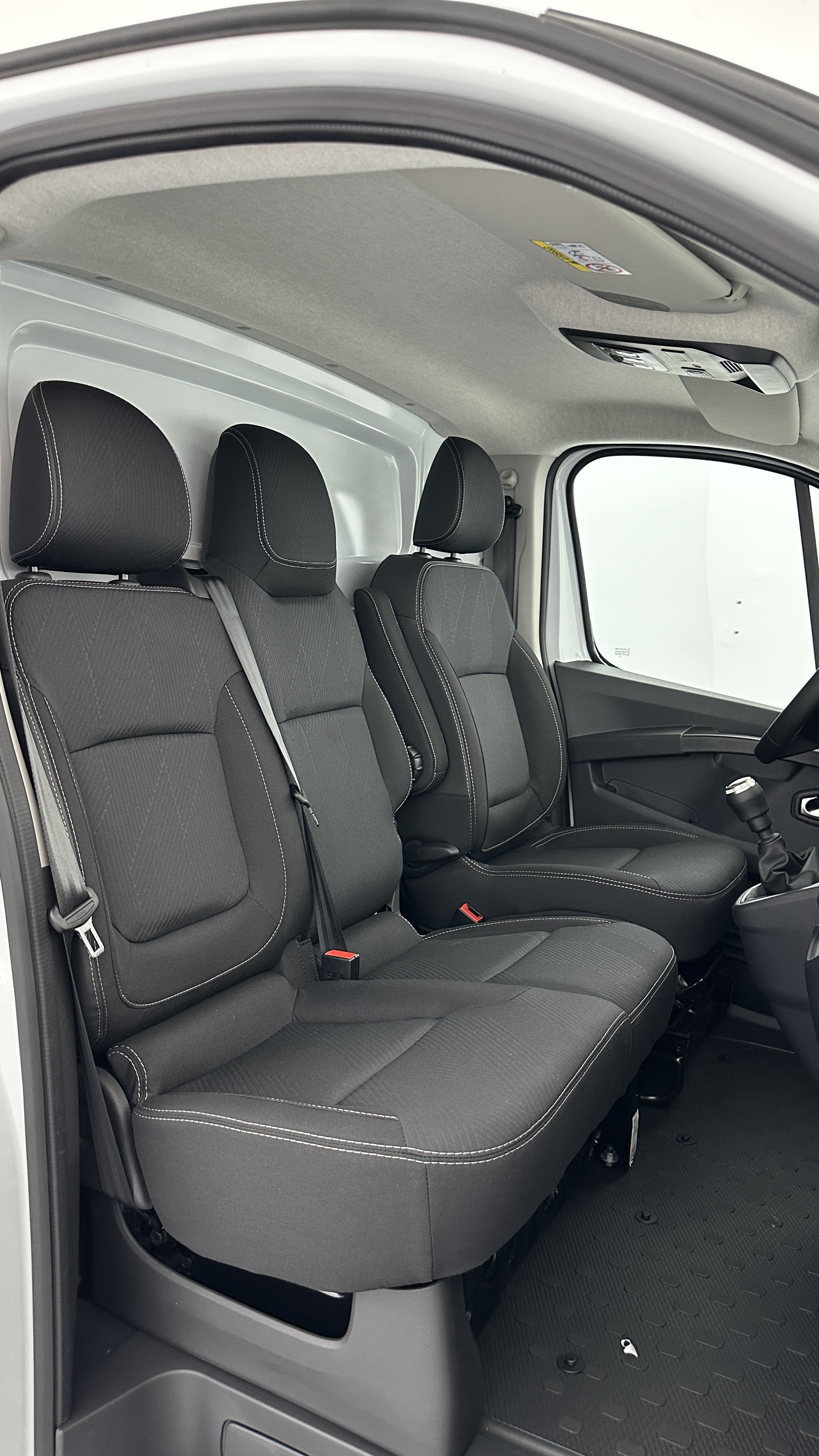 GLI00007853_p53 - RENAULT - TRAFIC - 2025 - photo 12