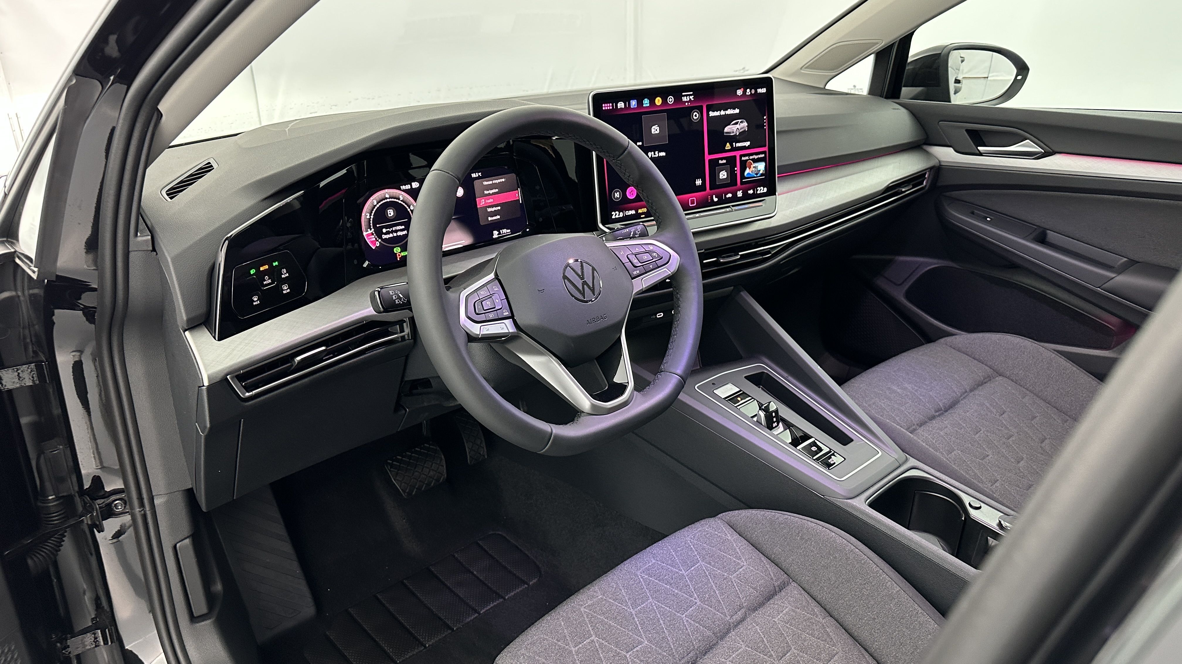 GLI00001762_p53 - VOLKSWAGEN - GOLF - 2025 - photo 6