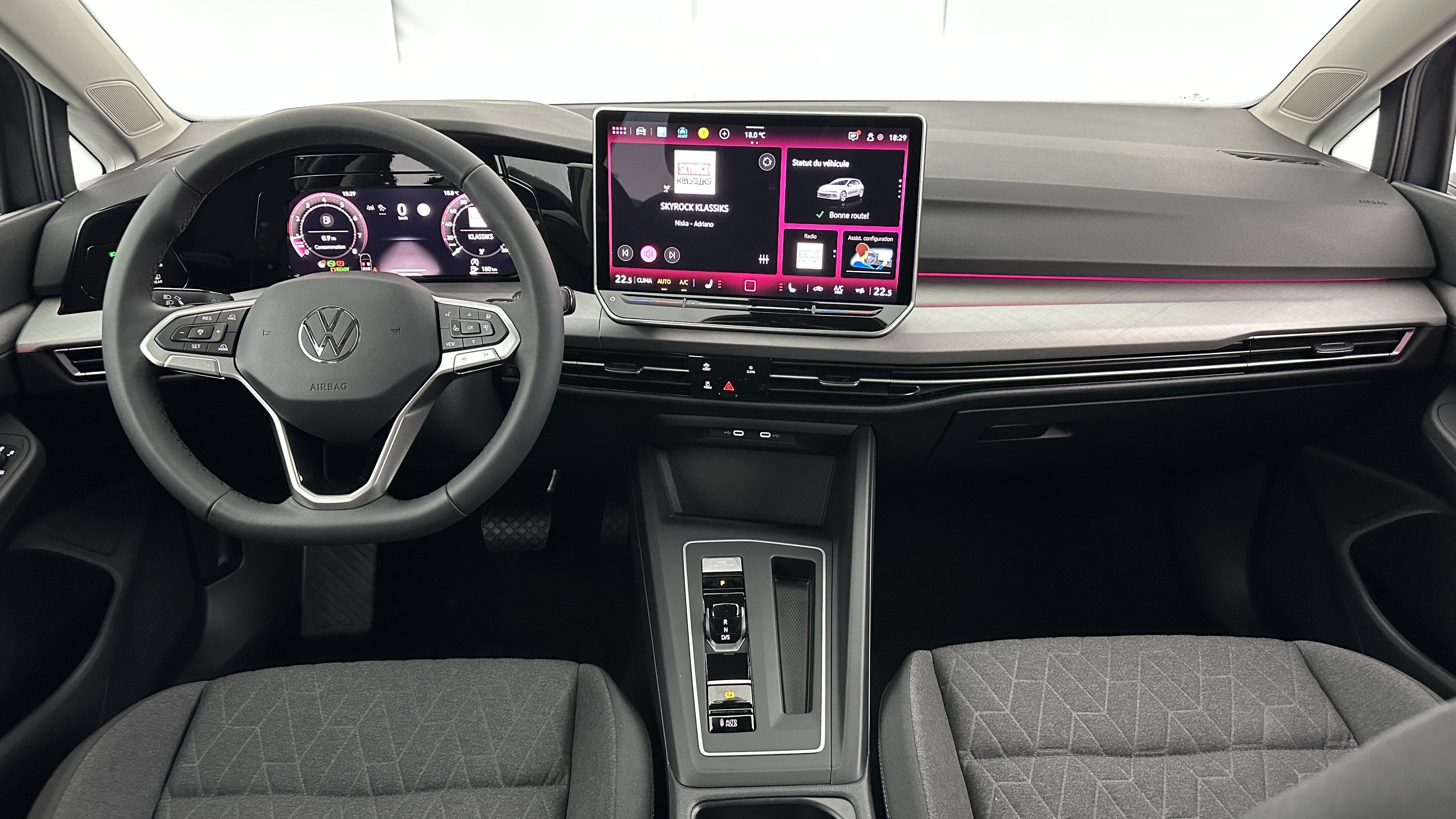 GLI00001757_p53 - VOLKSWAGEN - GOLF - 2025 - photo 7