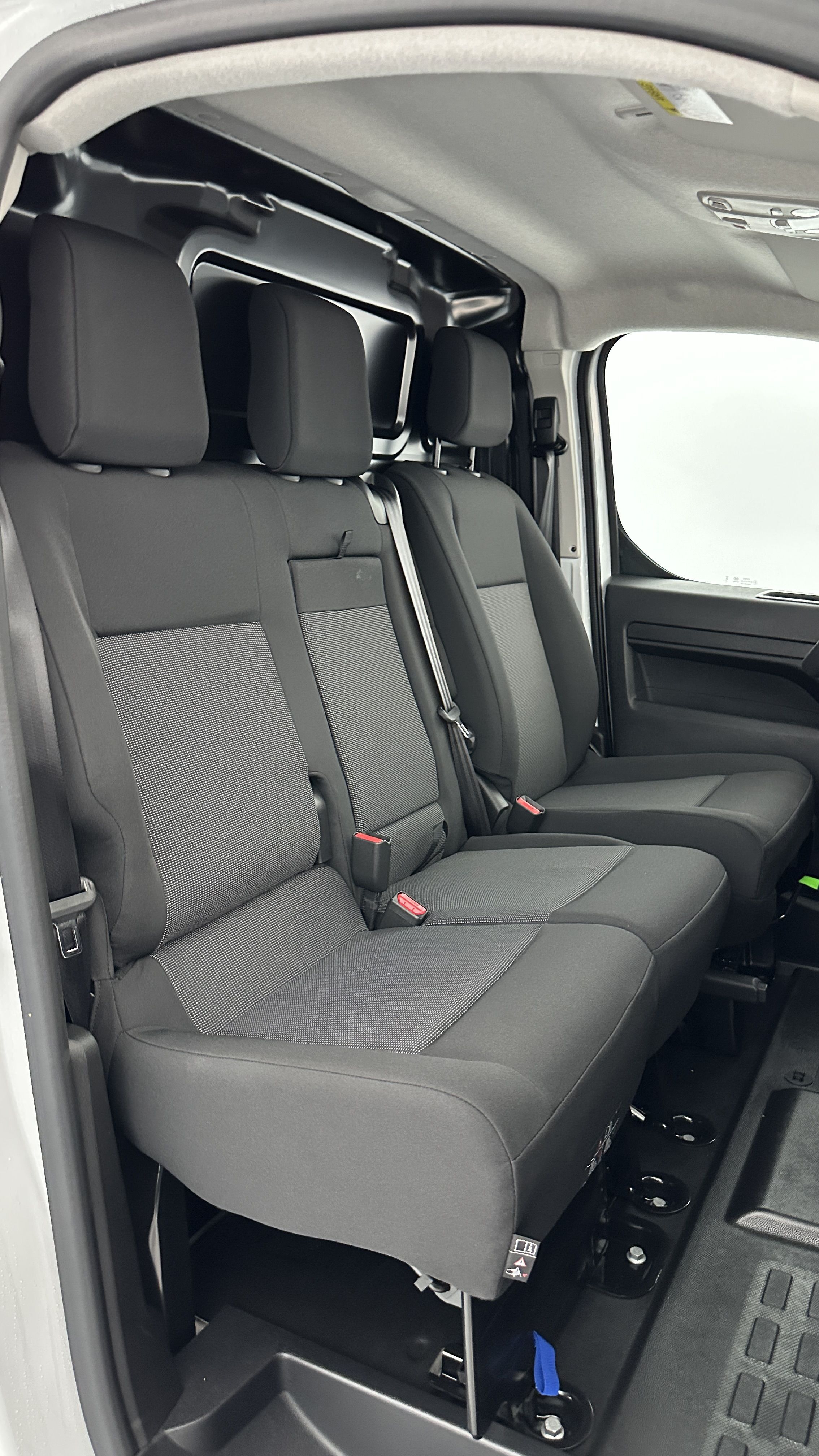 GLI00008460_p53 - PEUGEOT - EXPERT - 2025 - photo 12