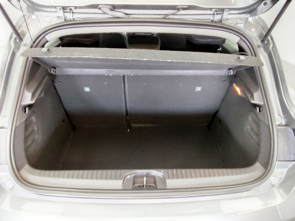 71383_p51 - RENAULT - CLIO - 2025 - photo 10