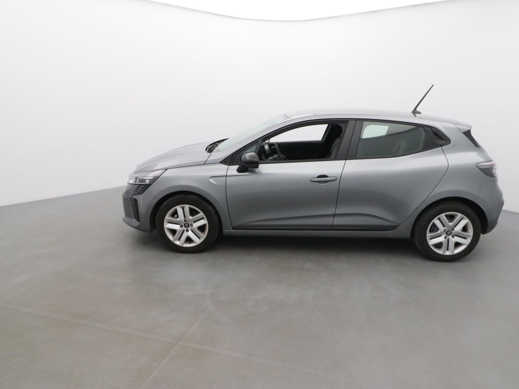 71383_p51 - RENAULT - CLIO - 2025 - photo 2