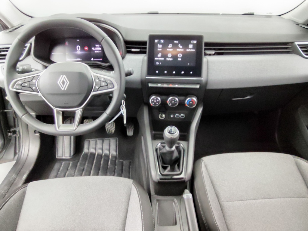 71385_p51 - RENAULT - CLIO - 2025 - photo 15