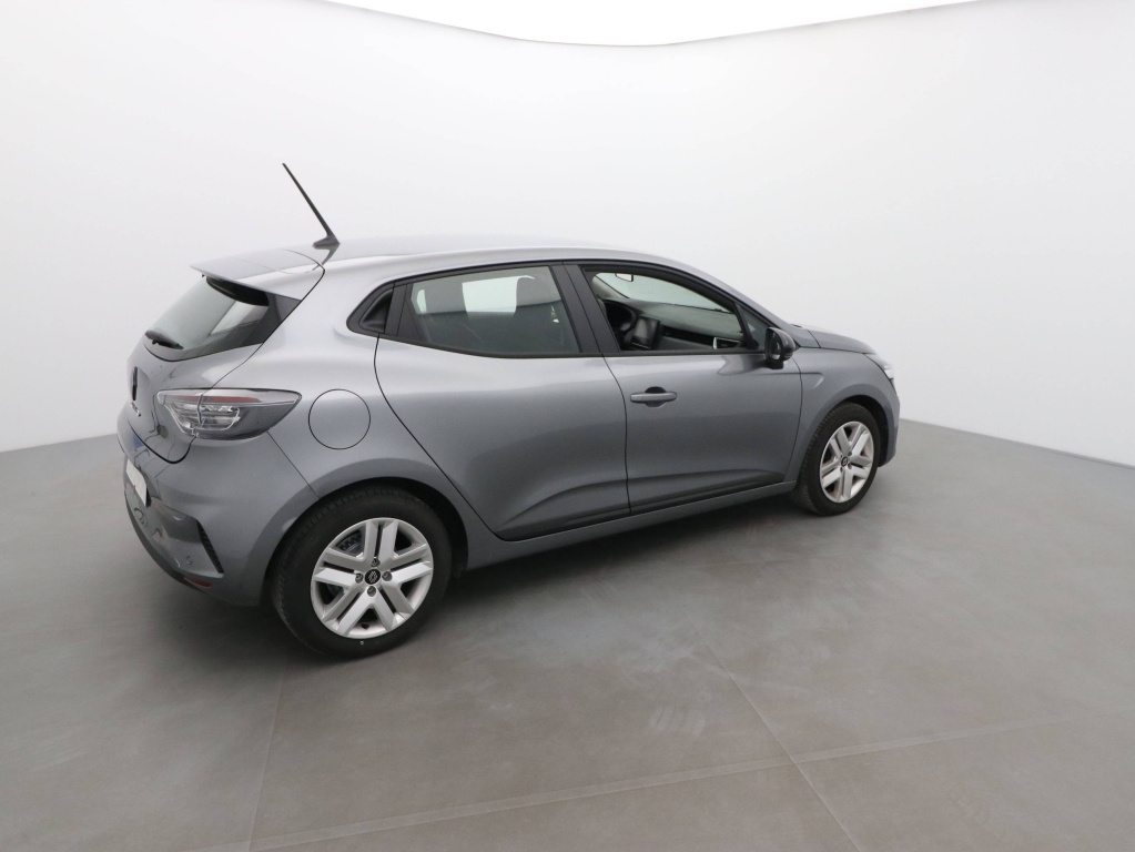 71385_p51 - RENAULT - CLIO - 2025 - photo 4
