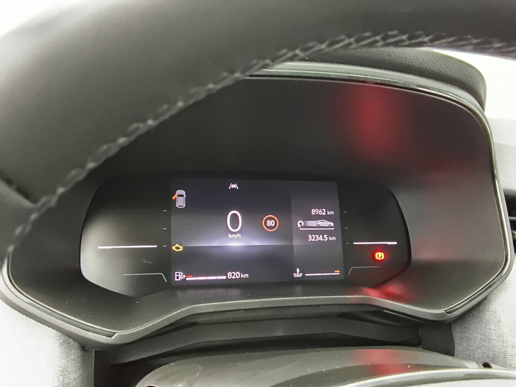 71385_p51 - RENAULT - CLIO - 2025 - photo 9