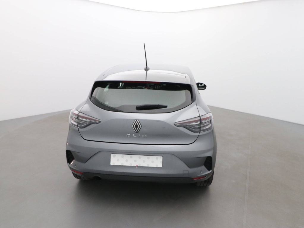 71387_p51 - RENAULT - CLIO - 2025 - photo 3