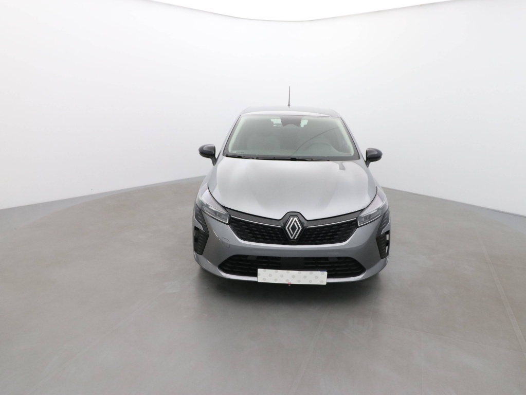 71387_p51 - RENAULT - CLIO - 2025 - photo 5
