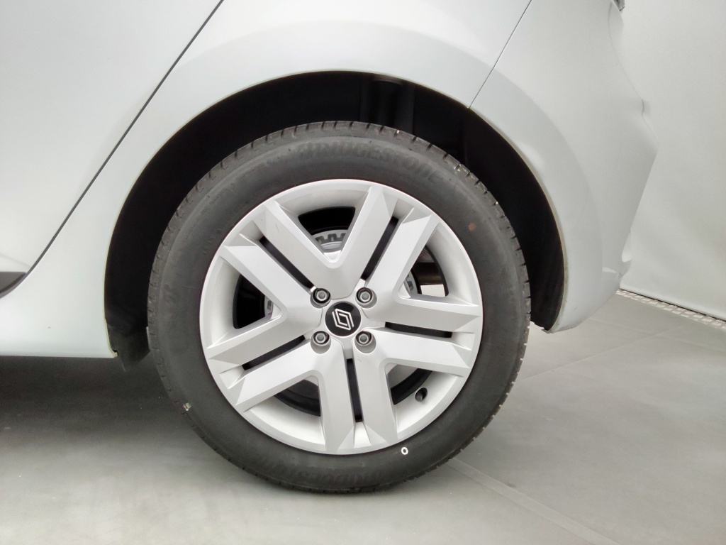 72531_p51 - RENAULT - CLIO - 2025 - photo 11