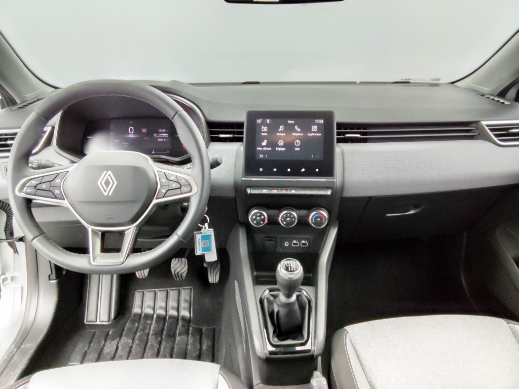 72531_p51 - RENAULT - CLIO - 2025 - photo 15