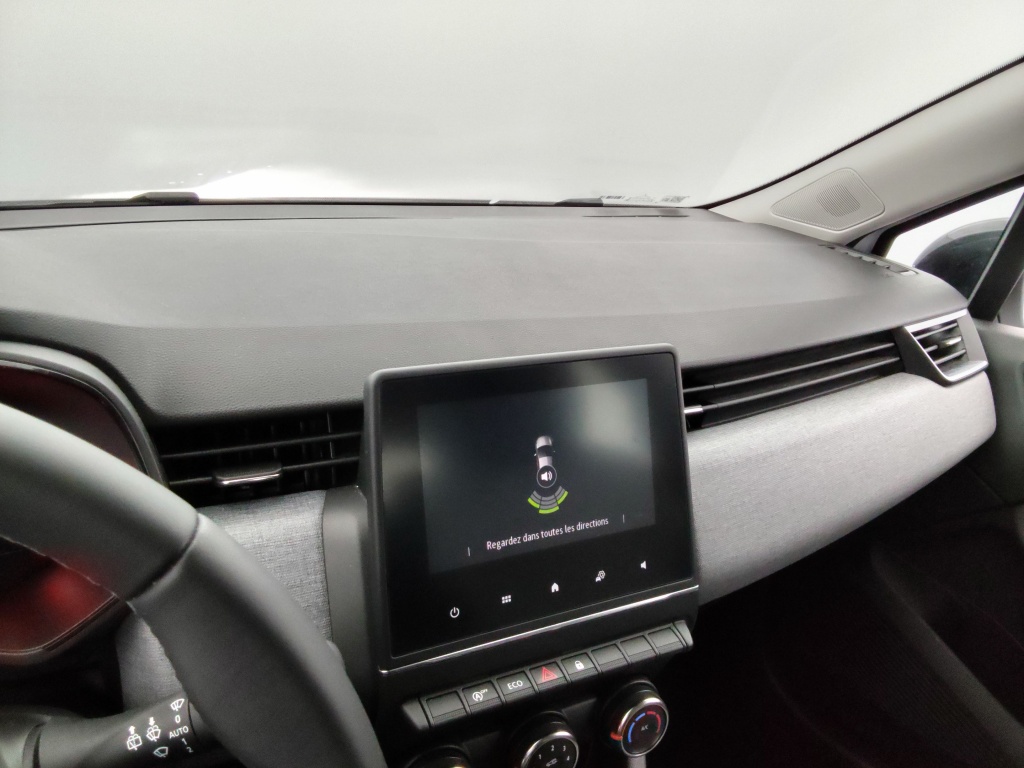 72531_p51 - RENAULT - CLIO - 2025 - photo 6