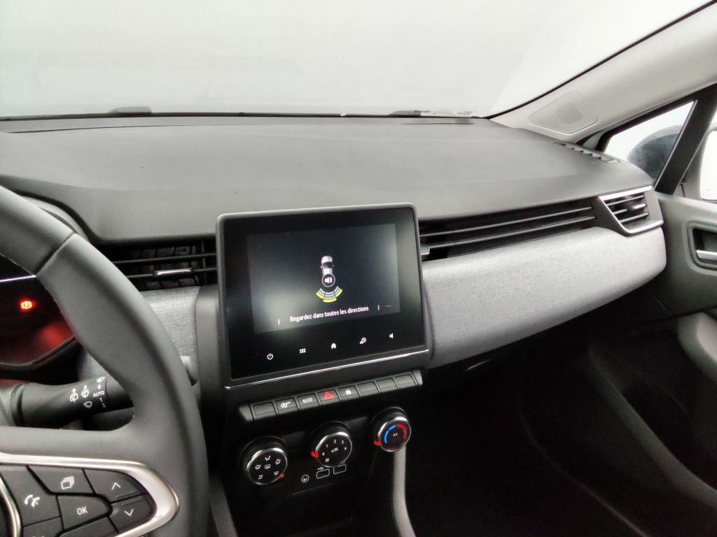 72542_p51 - RENAULT - CLIO - 2025 - photo 6