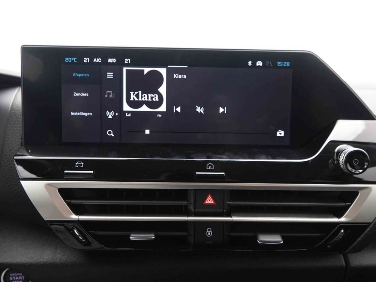 357729_p2 - CITROEN - C4 - 2025 - photo 9