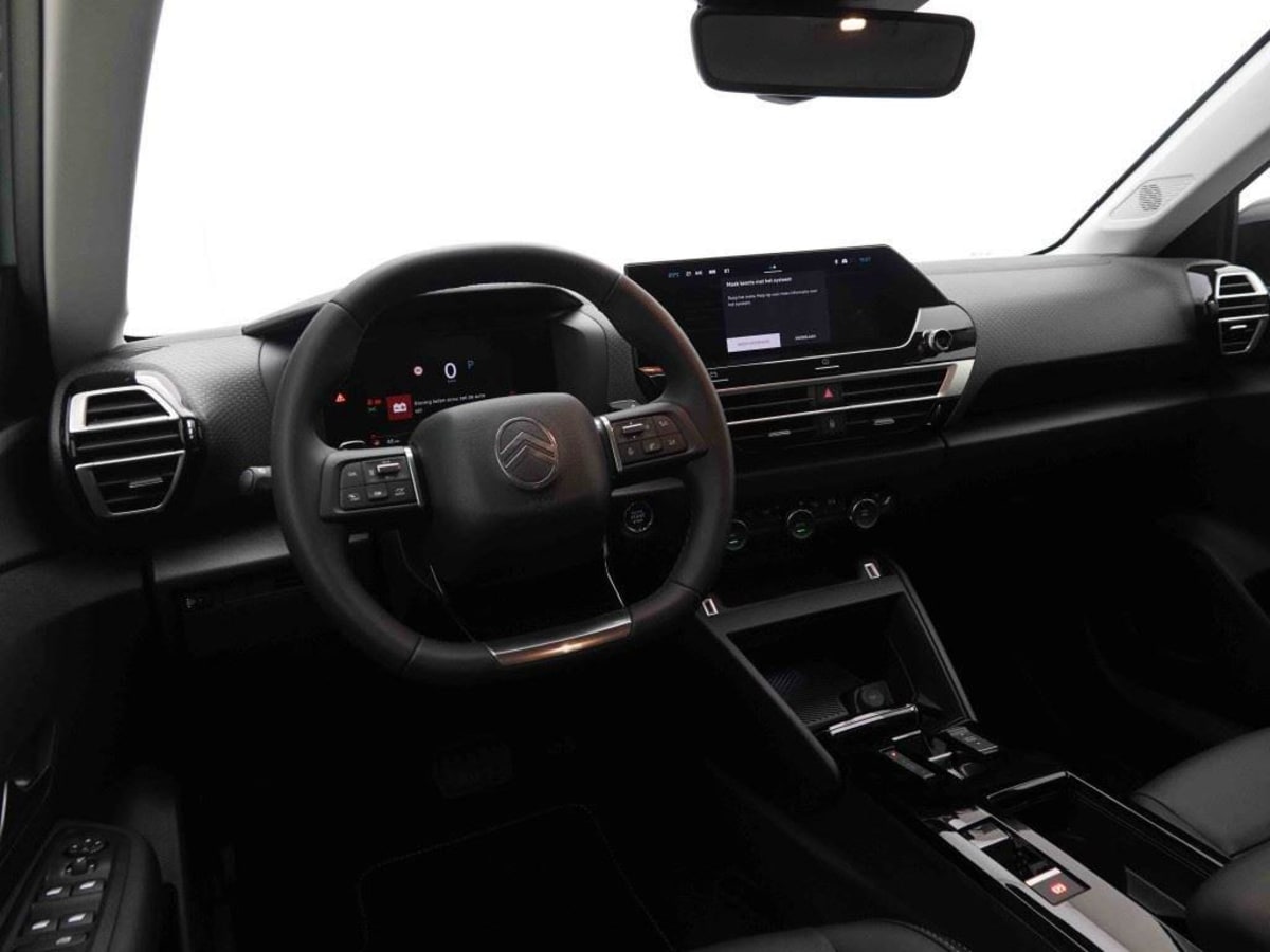 357729_p2 - CITROEN - C4 - 2025 - photo 6
