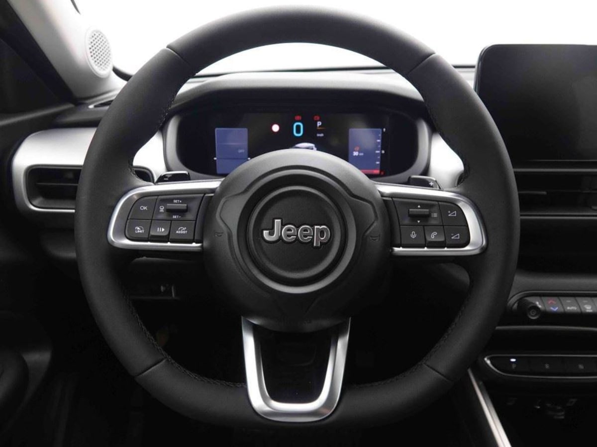 359619_p2 - JEEP - AVENGER - 2025 - photo 9