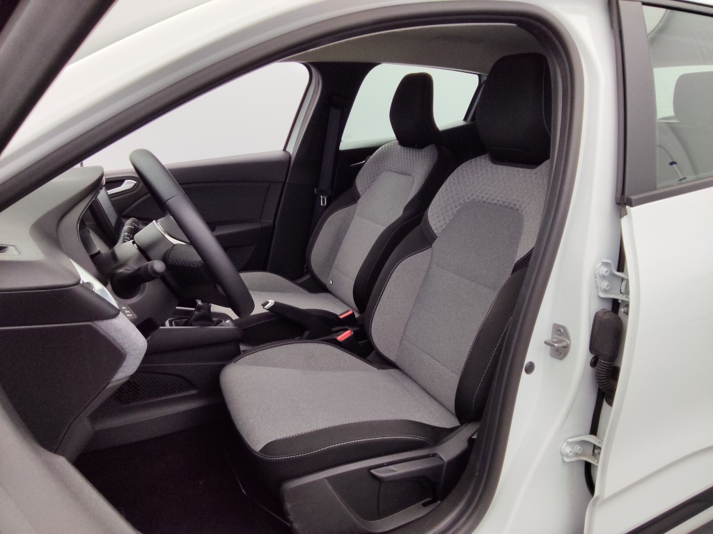 72530_p51 - RENAULT - CLIO - 2025 - photo 14