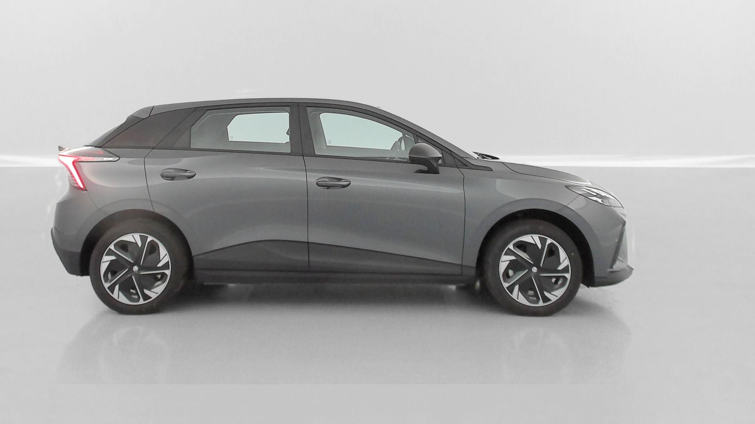 GLI00007013_p53 - MG - MG4 - 2025 - photo 26