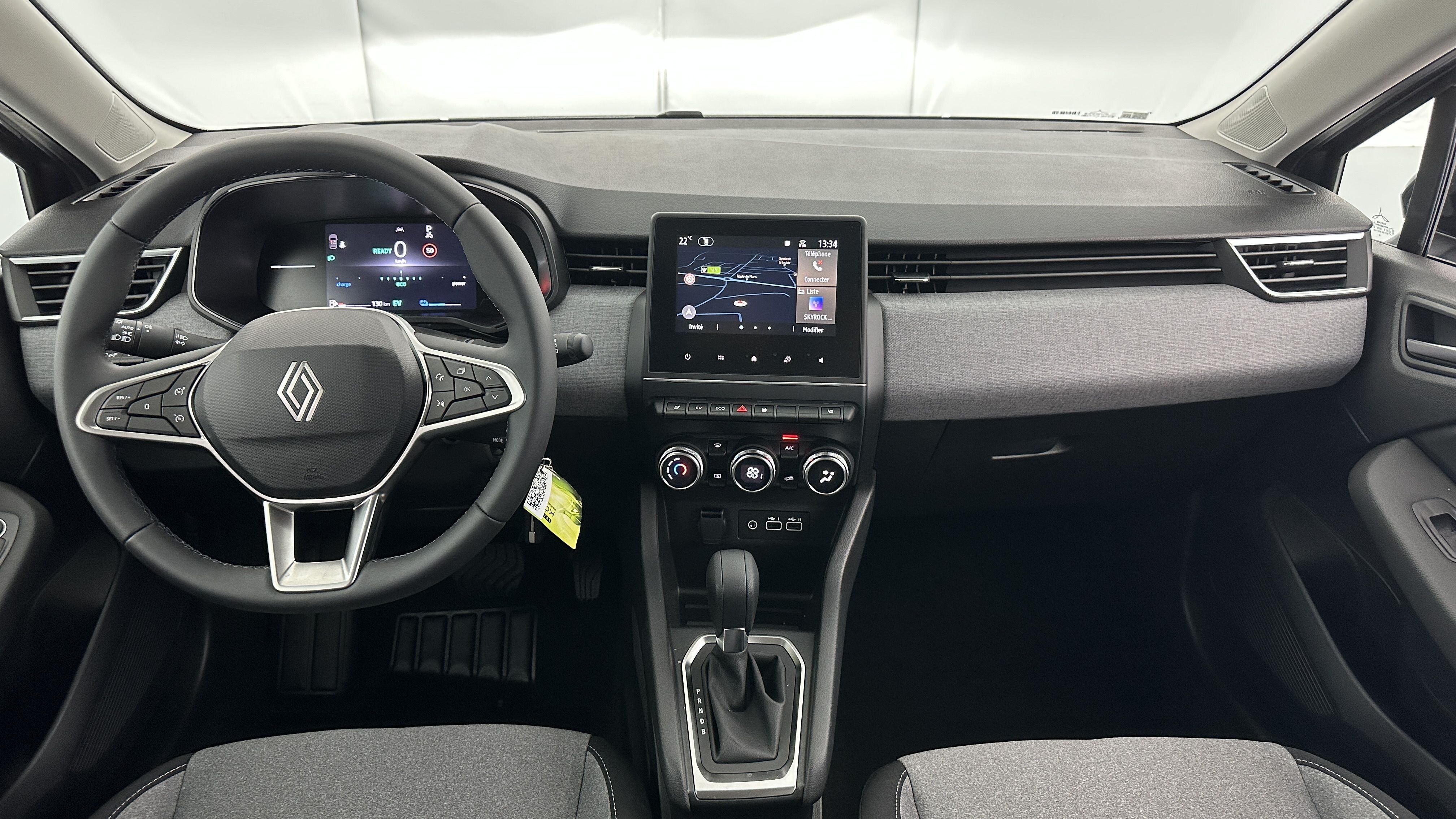 GLI00002852_p53 - RENAULT - CLIO - 2025 - photo 7