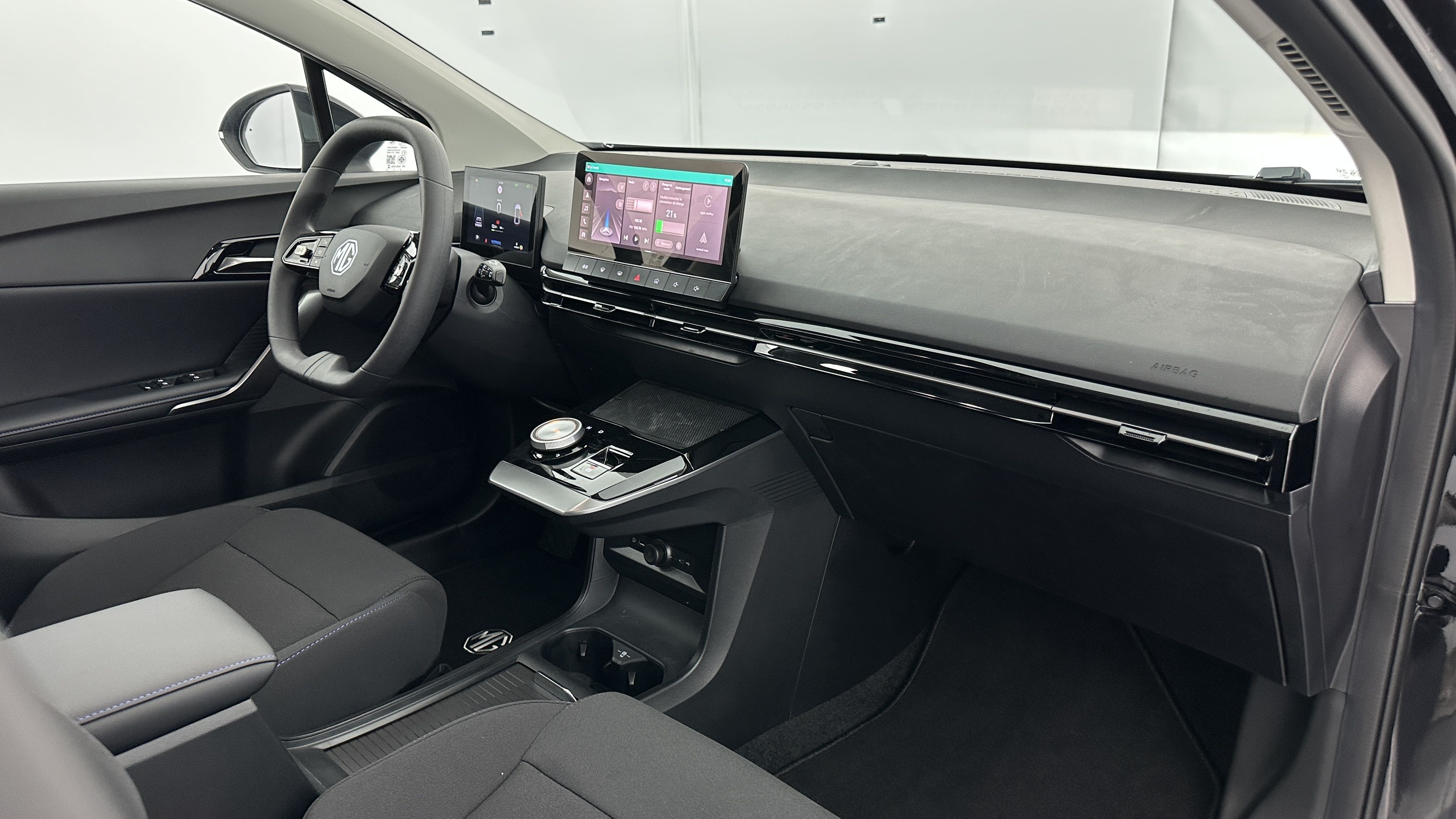 GLI00007014_p53 - MG - MG4 - 2025 - photo 8