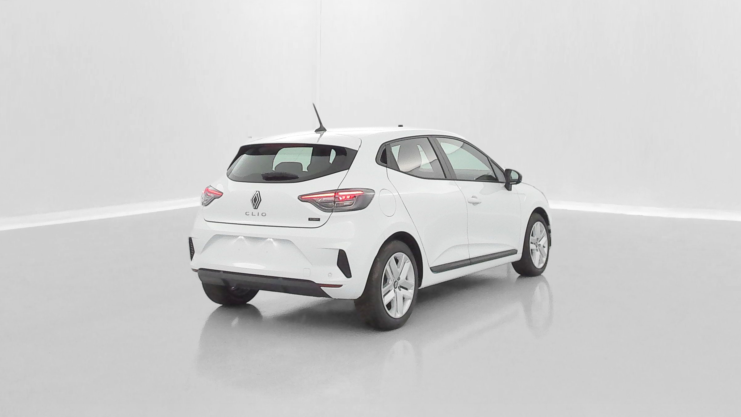 GLI00002840_p53 - RENAULT - CLIO - 2025 - photo 24