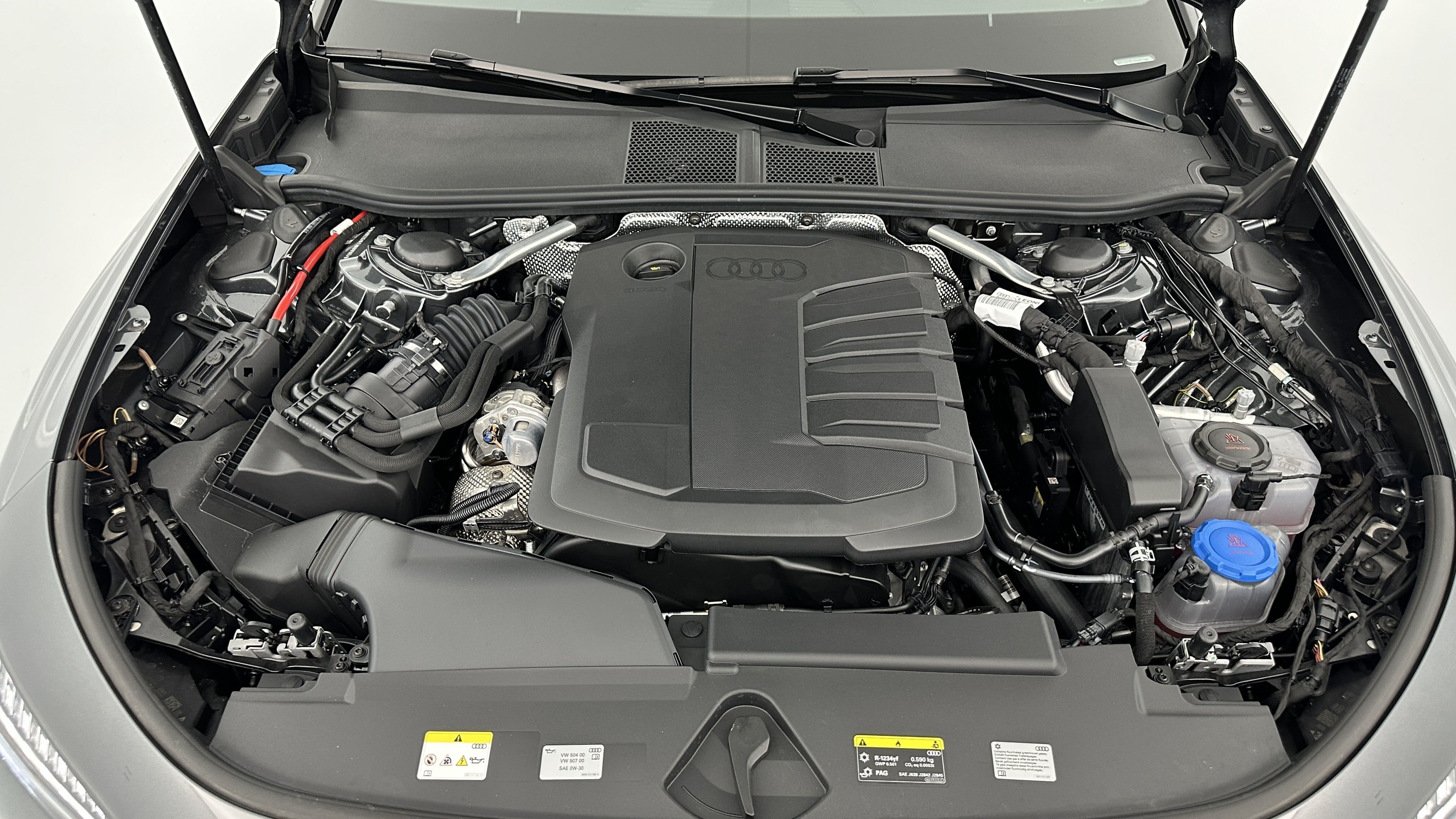 GLI00006564_p53 - AUDI - A5 - 2025 - photo 11