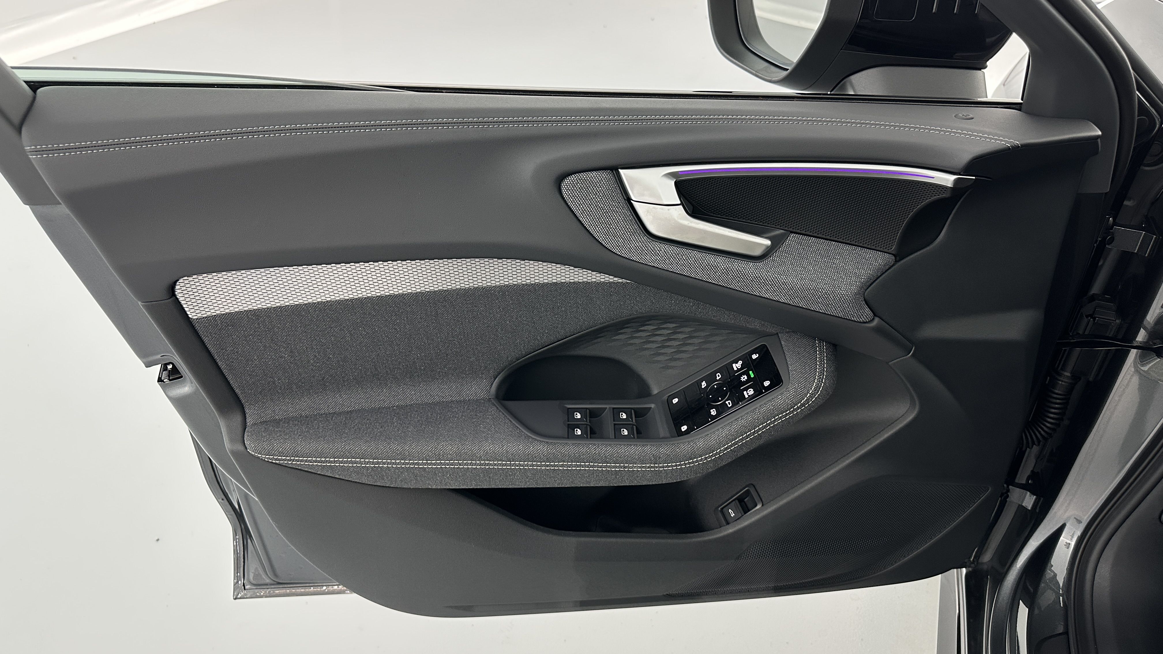 GLI00006564_p53 - AUDI - A5 - 2025 - photo 13