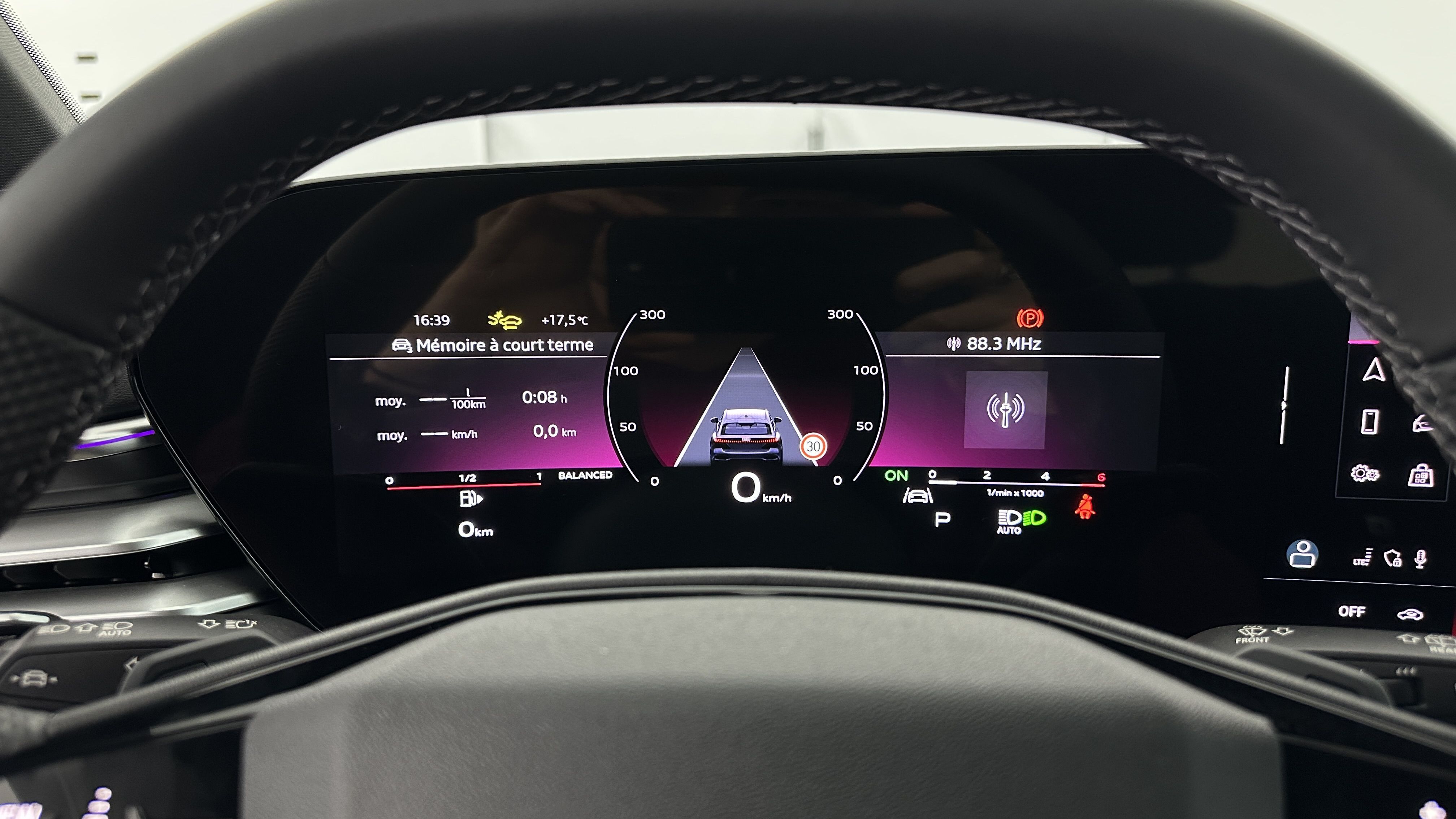 GLI00006564_p53 - AUDI - A5 - 2025 - photo 15