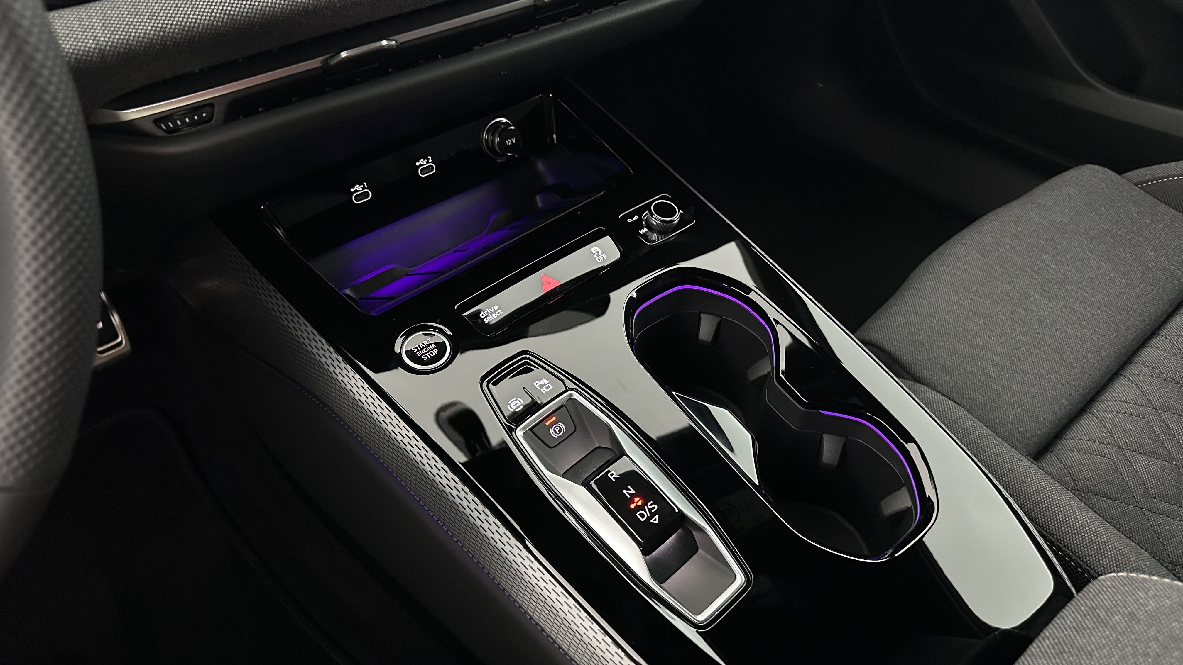 GLI00006564_p53 - AUDI - A5 - 2025 - photo 17