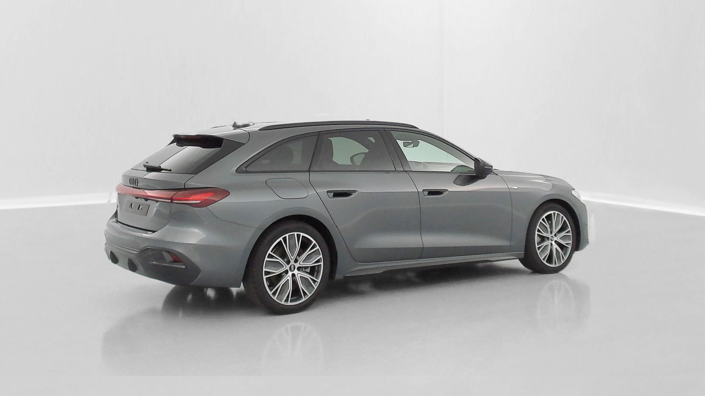 GLI00006564_p53 - AUDI - A5 - 2025 - photo 32