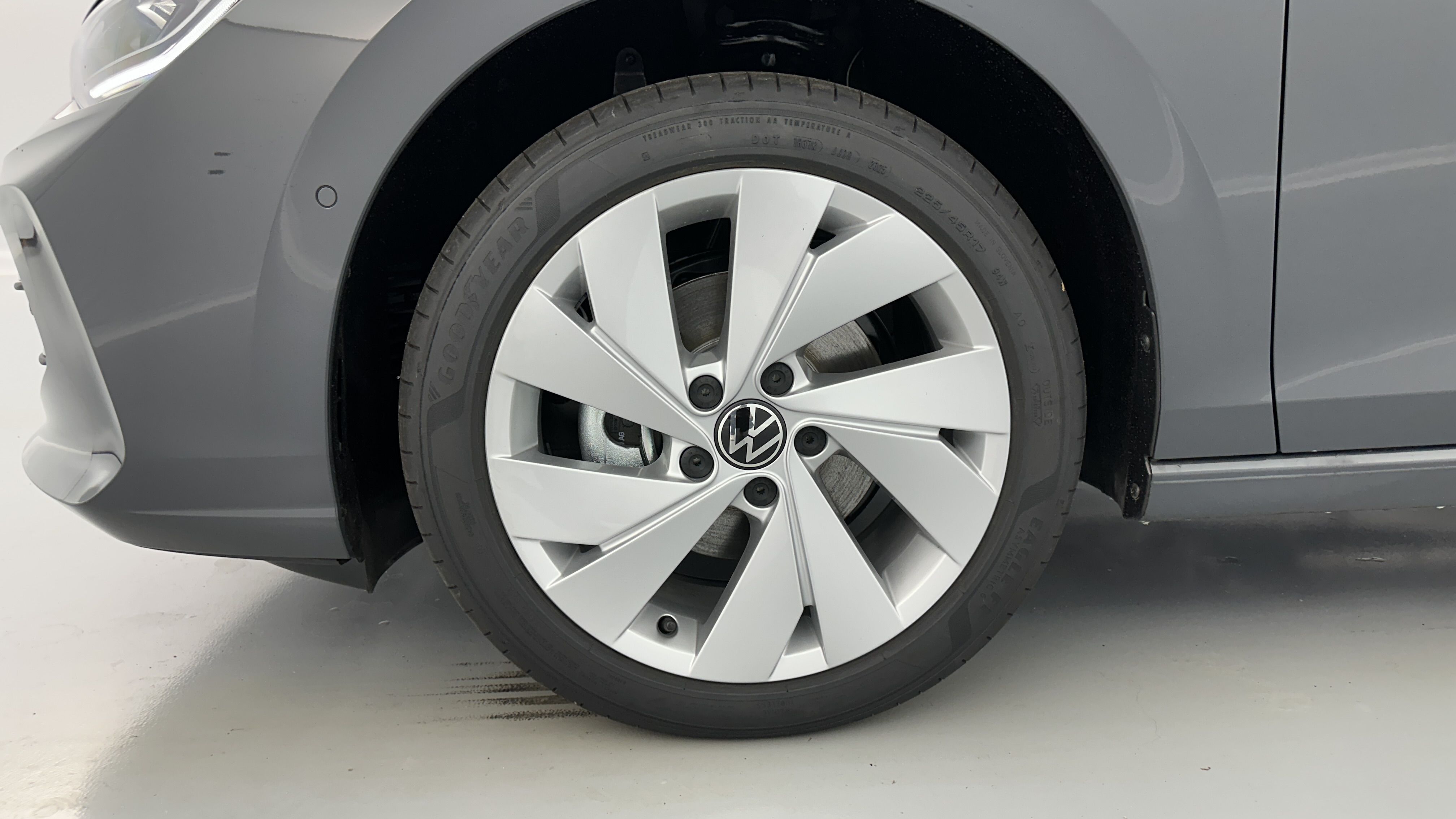 GLI00001756_p53 - VOLKSWAGEN - GOLF - 2025 - photo 12