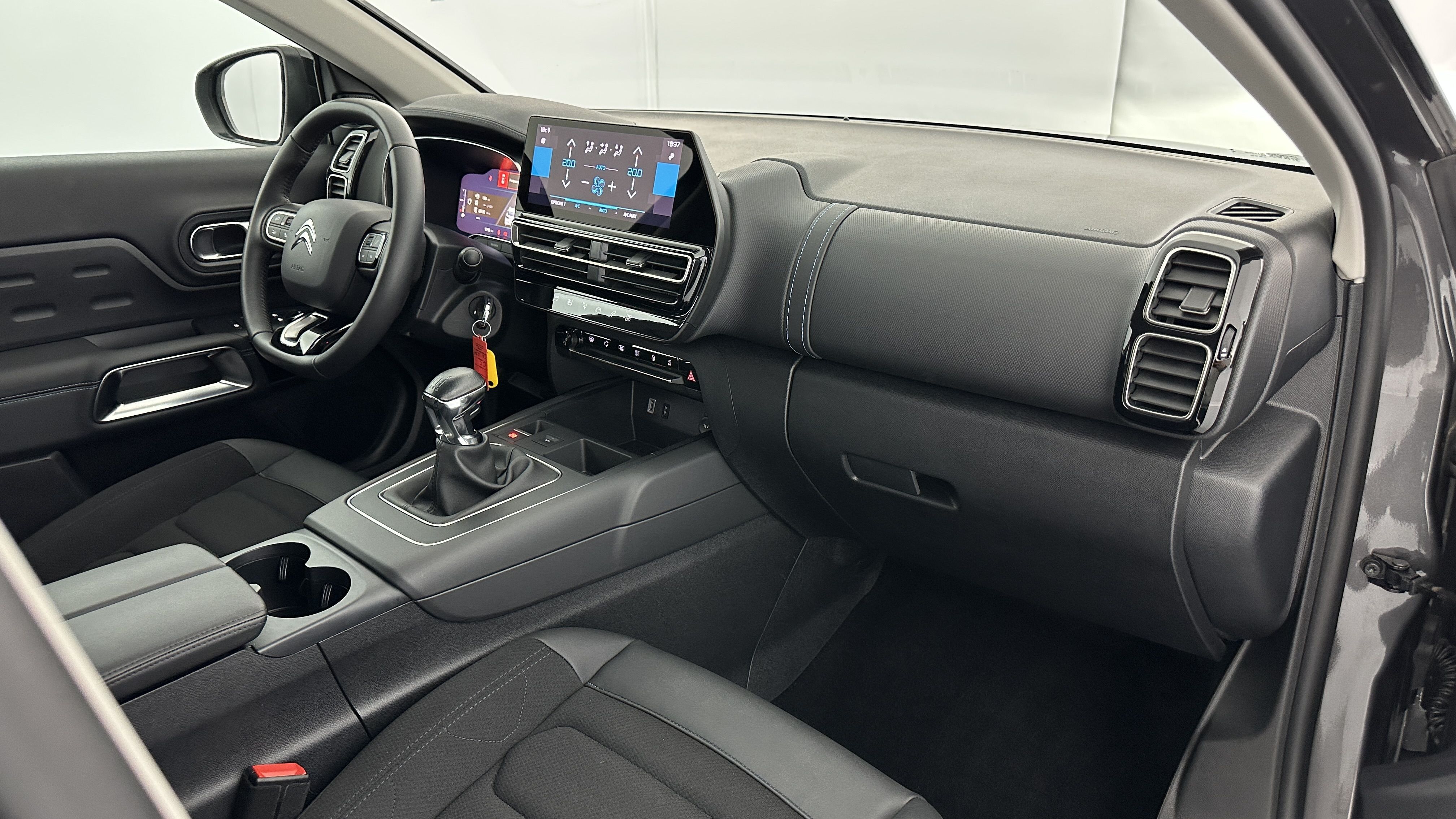 GLI00008050_p53 - CITROEN - C5 AIRCROSS - 2023 - photo 8