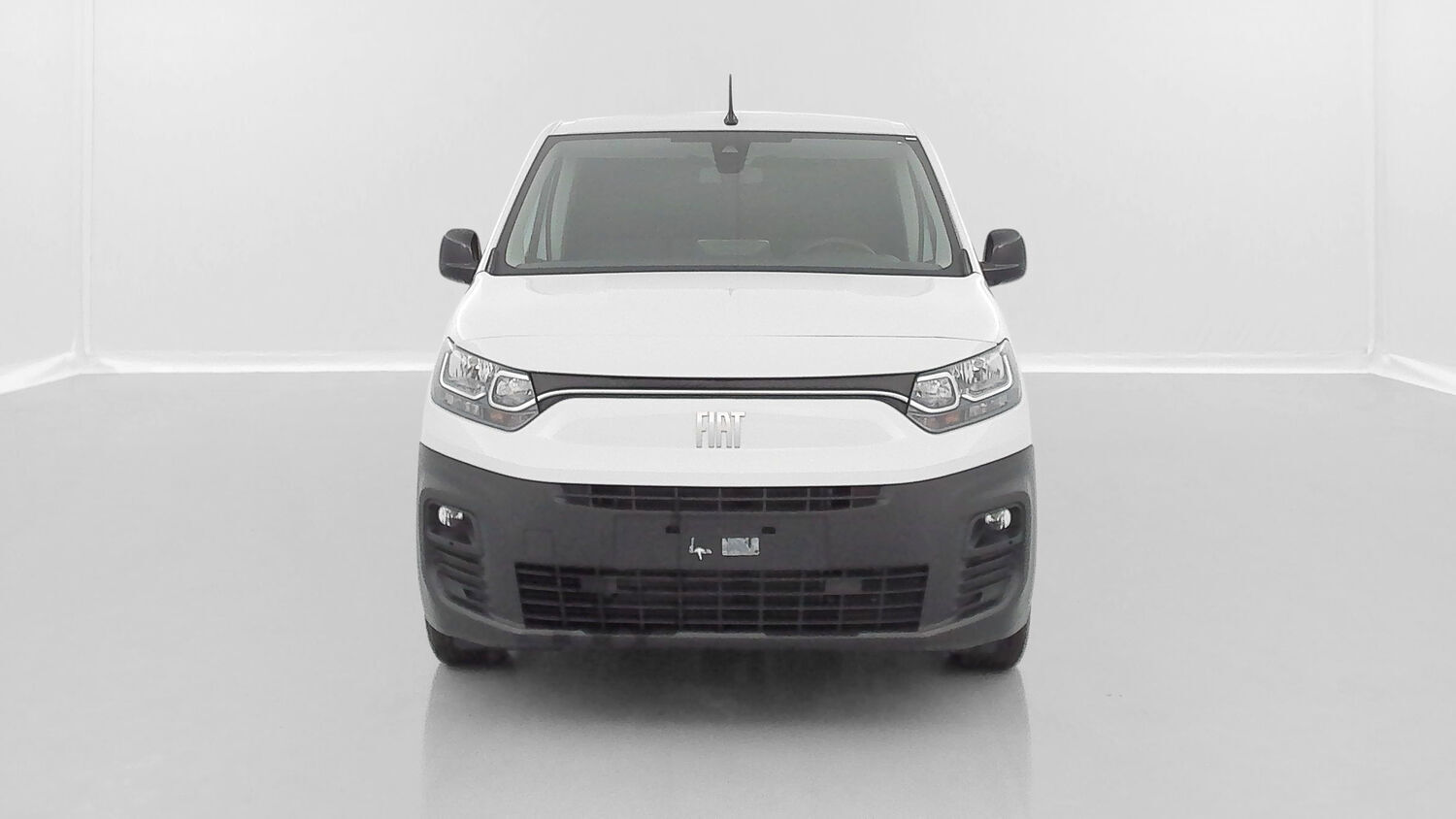 GLI00278955_p53 - FIAT - DOBLO - 2024 - photo 2