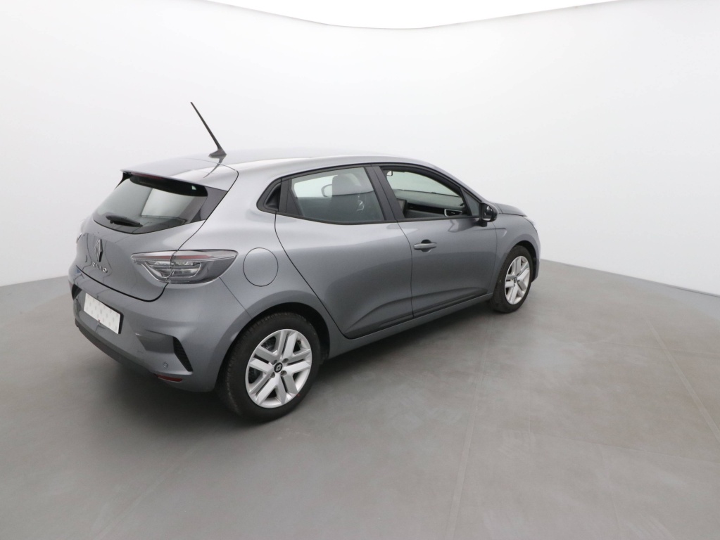 72485_p51 - RENAULT - CLIO - 2025 - photo 4