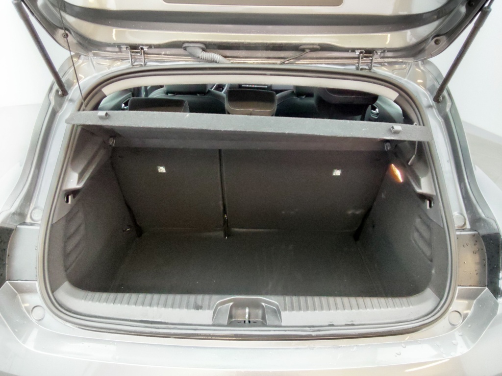 72487_p51 - RENAULT - CLIO - 2025 - photo 10