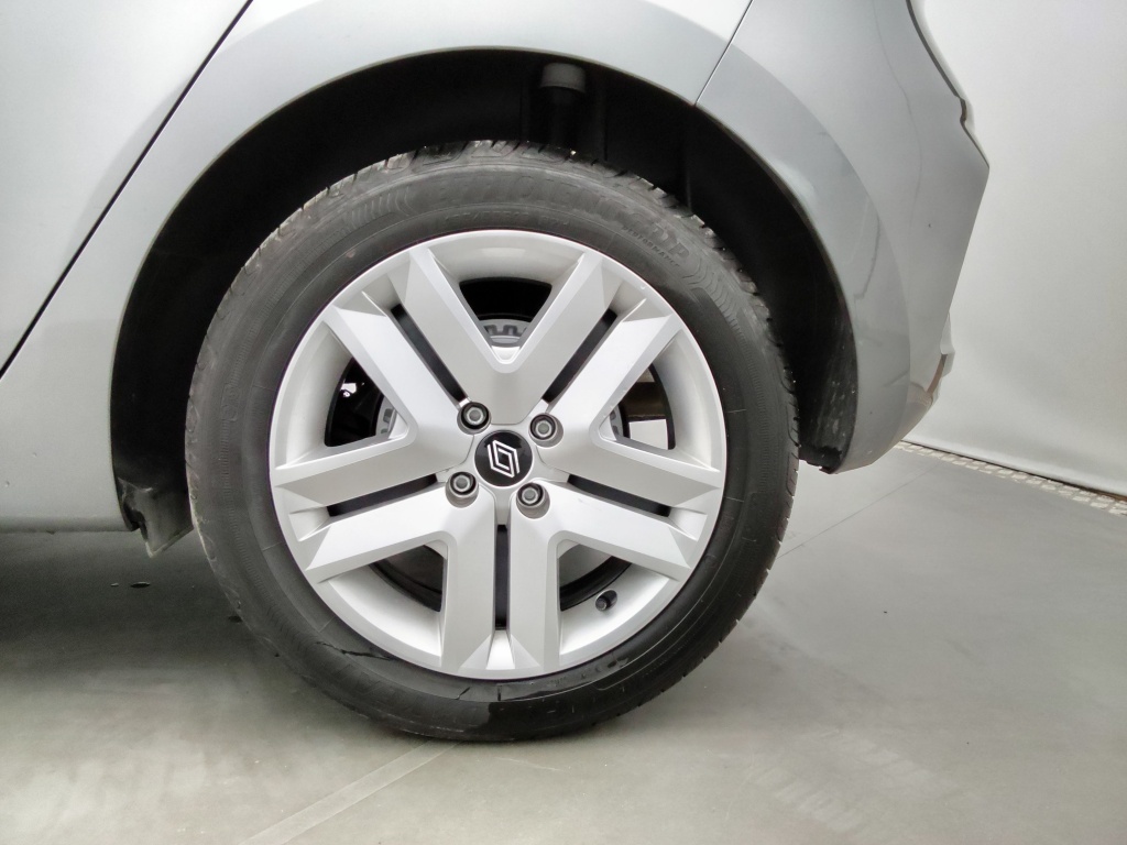 72487_p51 - RENAULT - CLIO - 2025 - photo 11