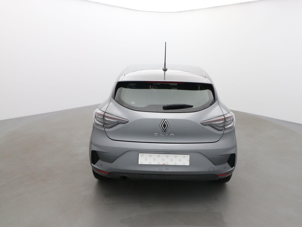 72487_p51 - RENAULT - CLIO - 2025 - photo 3