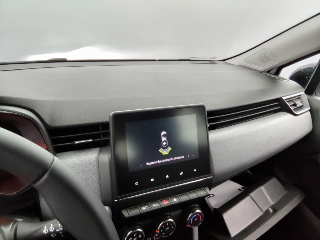 72562_p51 - RENAULT - CLIO - 2025 - photo 5