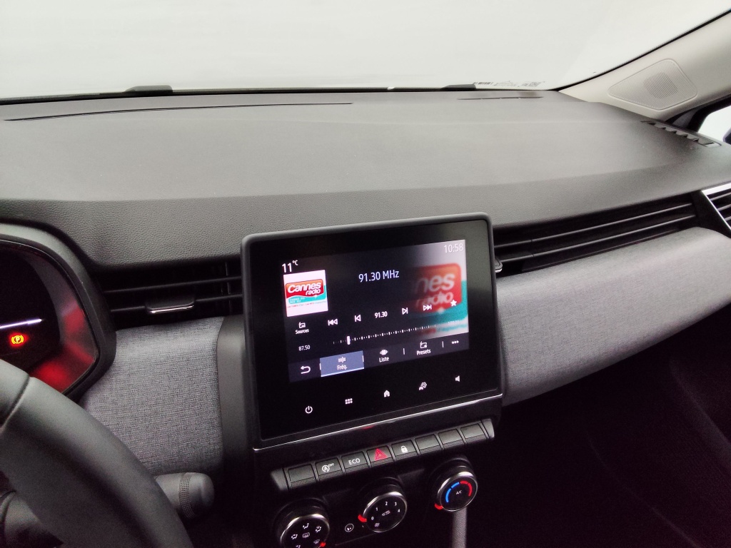 72563_p51 - RENAULT - CLIO - 2025 - photo 12