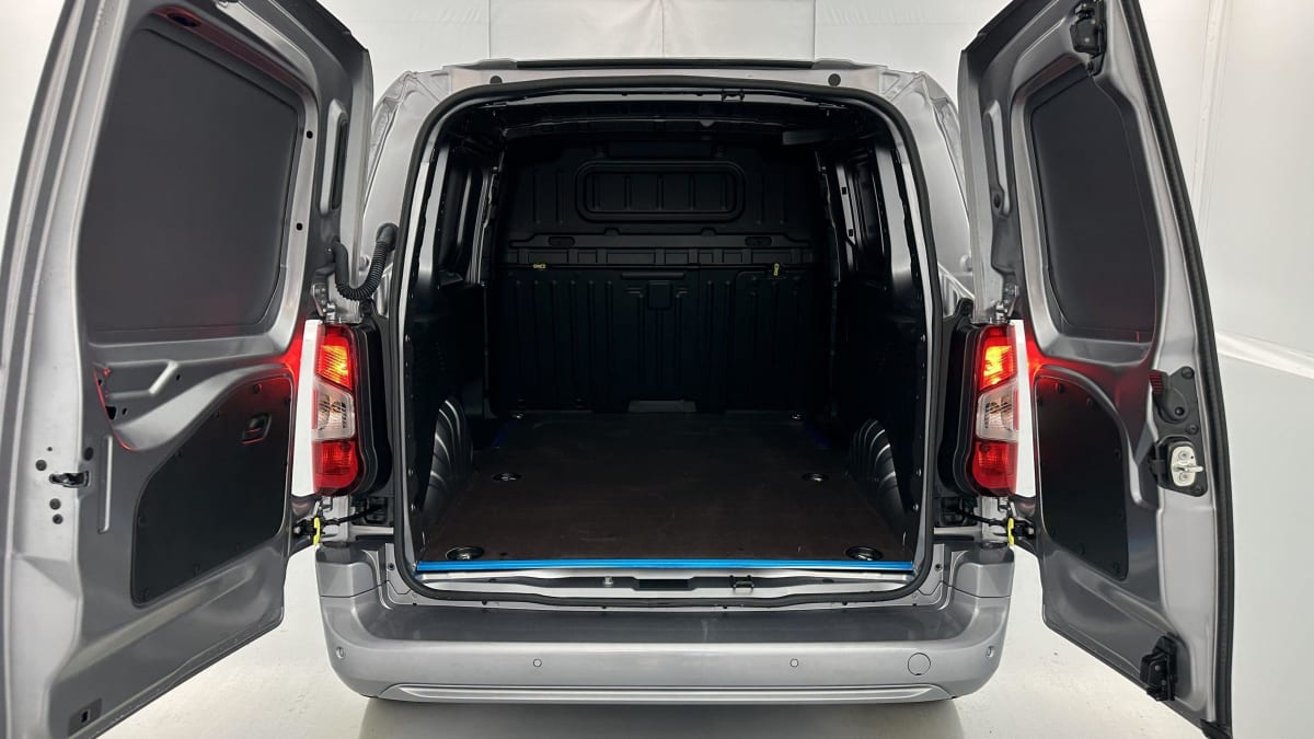 361328_p2 - OPEL - COMBO - 2025 - photo 9