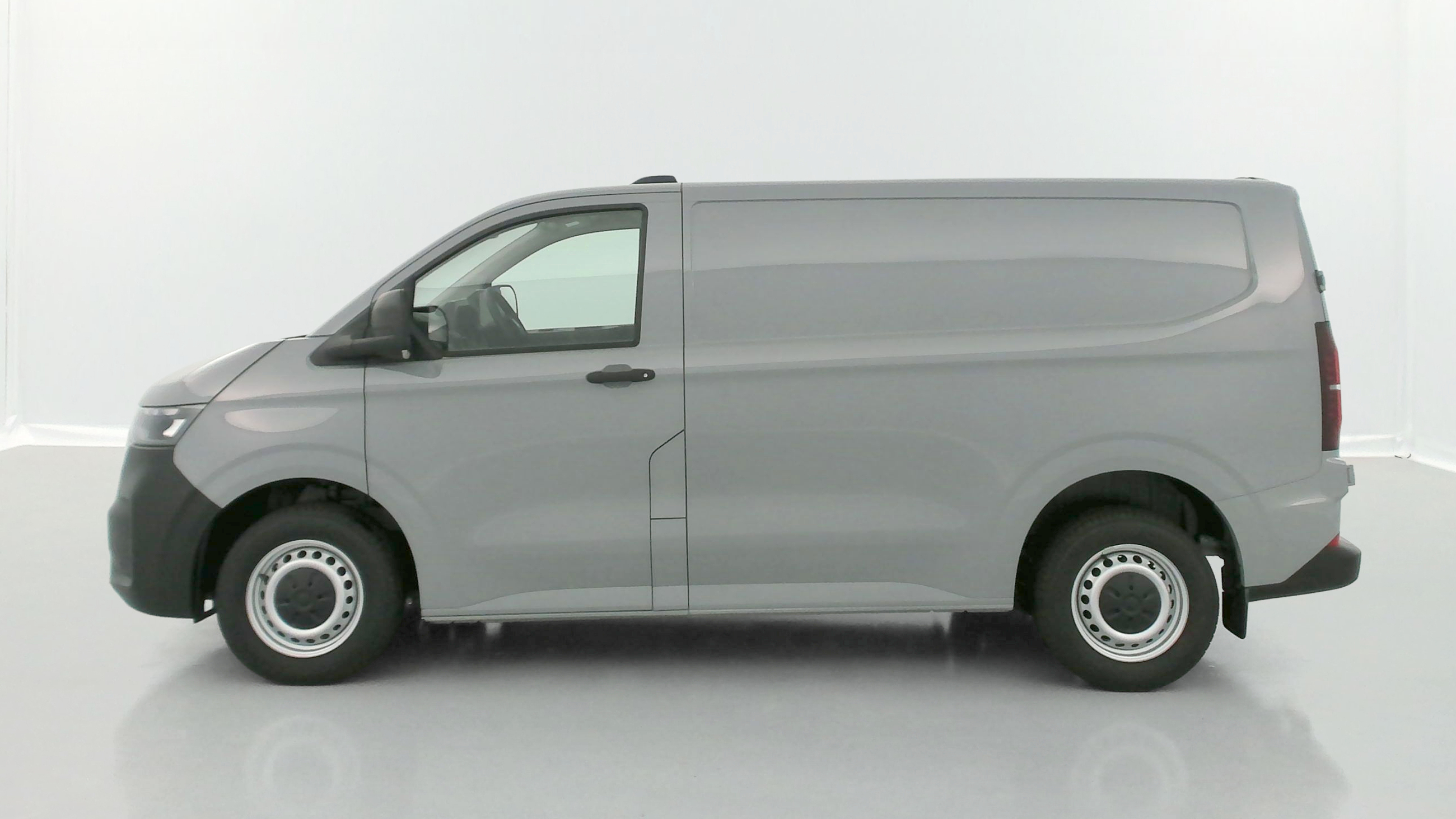 GLI00007684_p53 - VOLKSWAGEN - TRANSPORTER - 2025 - photo 4