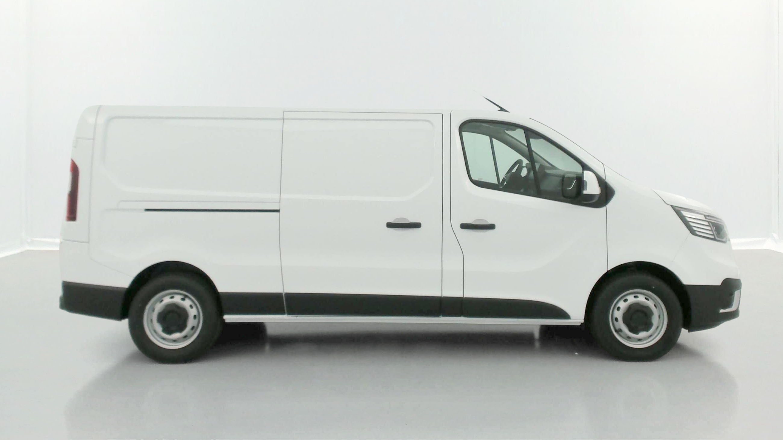 GLI00007851_p53 - RENAULT - TRAFIC - 2025 - photo 18