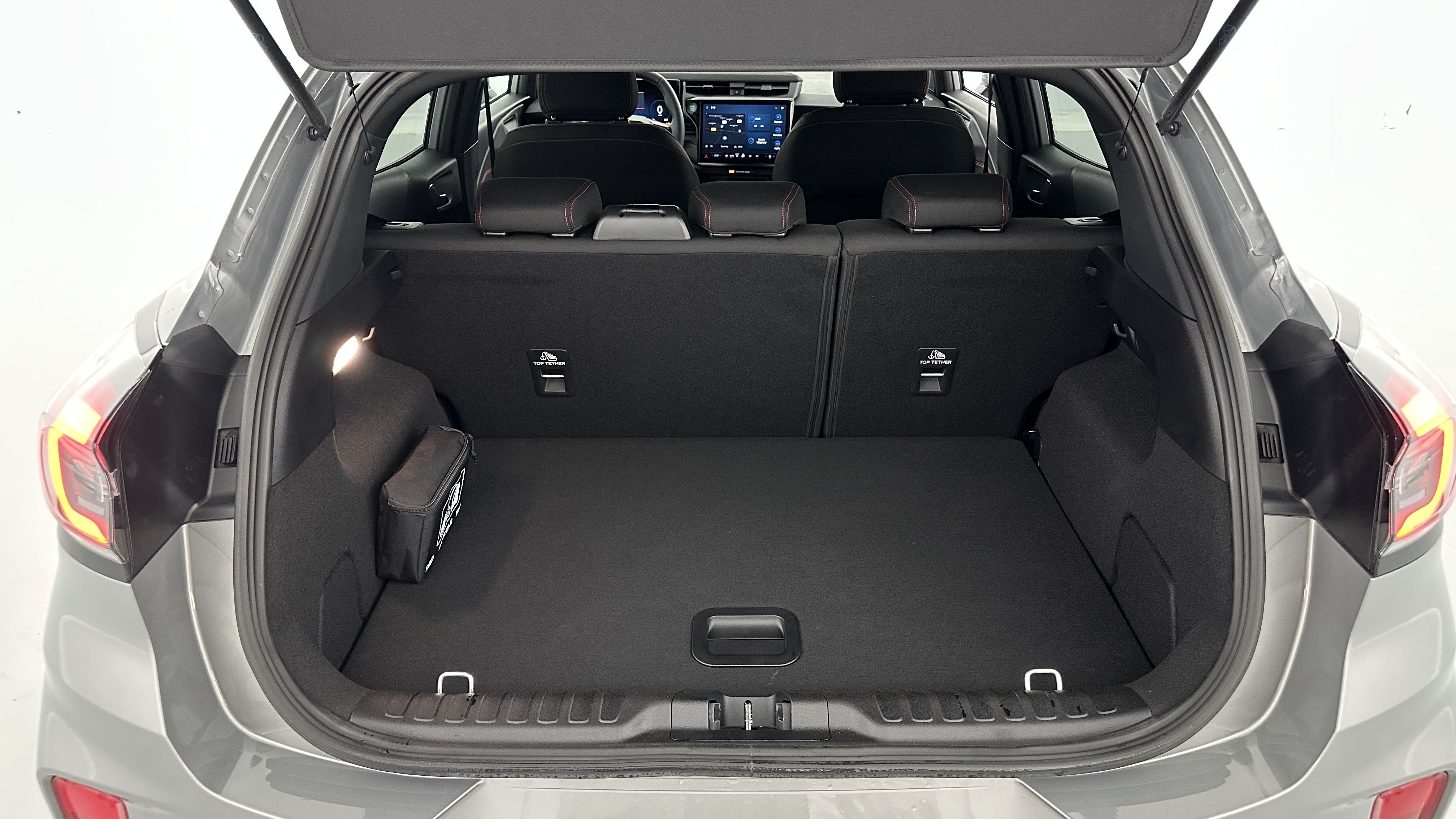 GLI00009888_p53 - FORD - PUMA - 2025 - photo 10