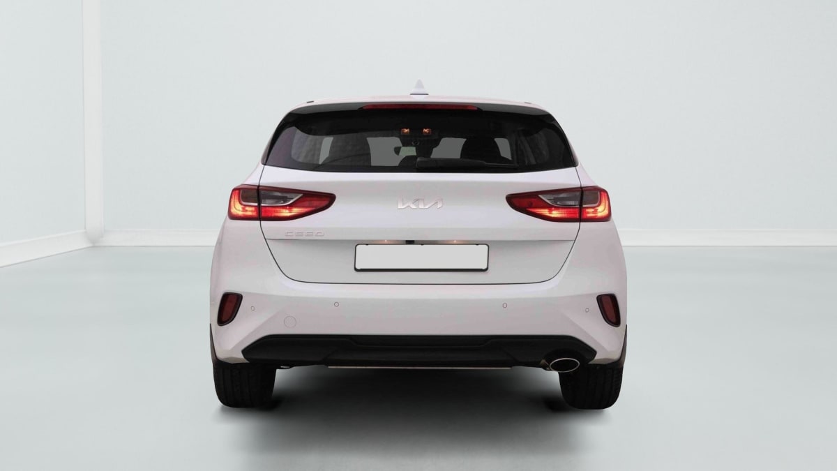 363716_p2 - KIA - CEED - 2025 - photo 4