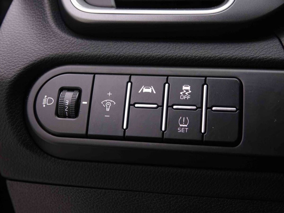 363902_p2 - KIA - CEED SW - 2025 - photo 9