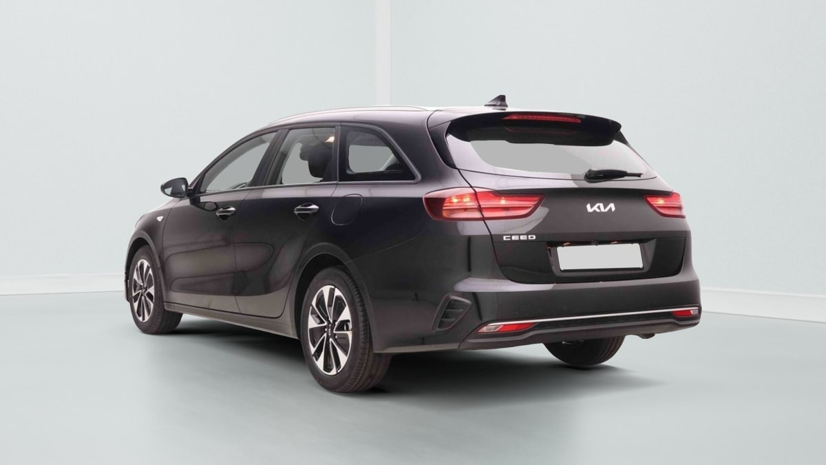 363902_p2 - KIA - CEED SW - 2025 - photo 4