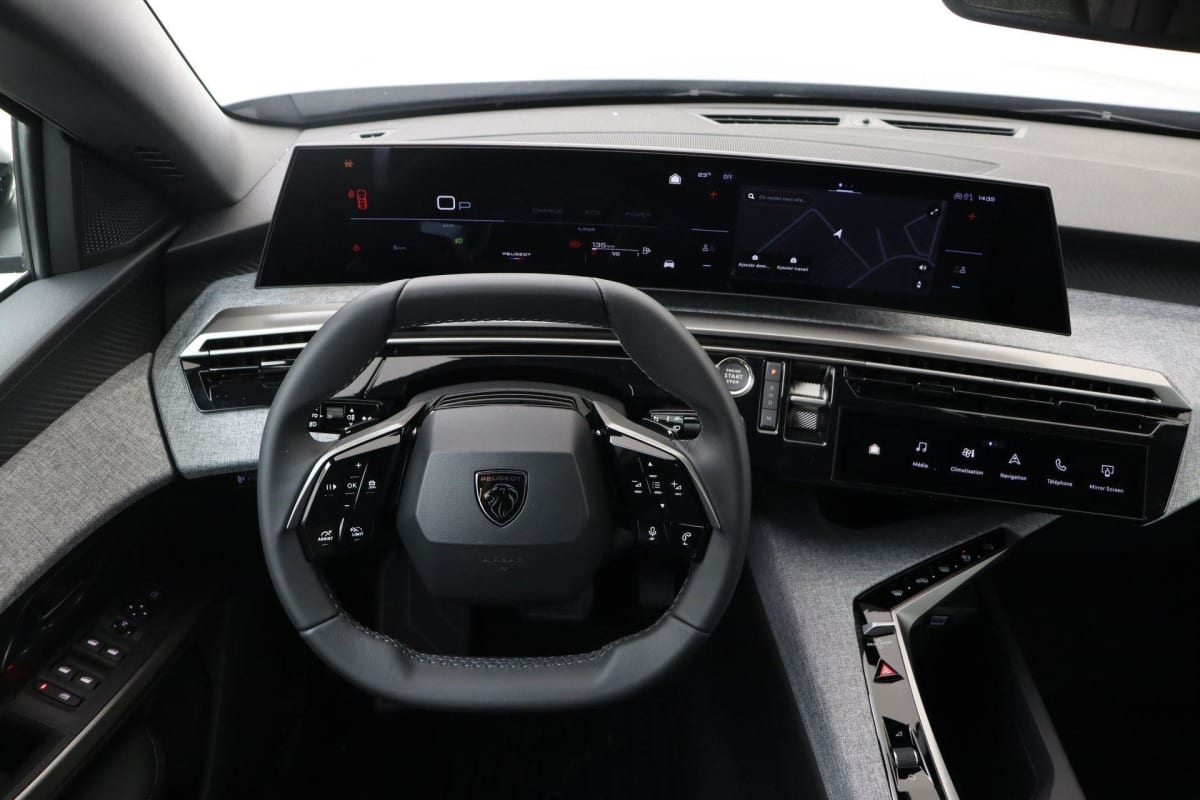 355660_p2 - PEUGEOT - 3008 - 2025 - photo 8