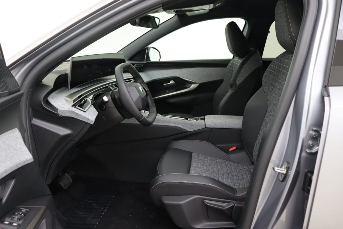 355660_p2 - PEUGEOT - 3008 - 2025 - photo 9