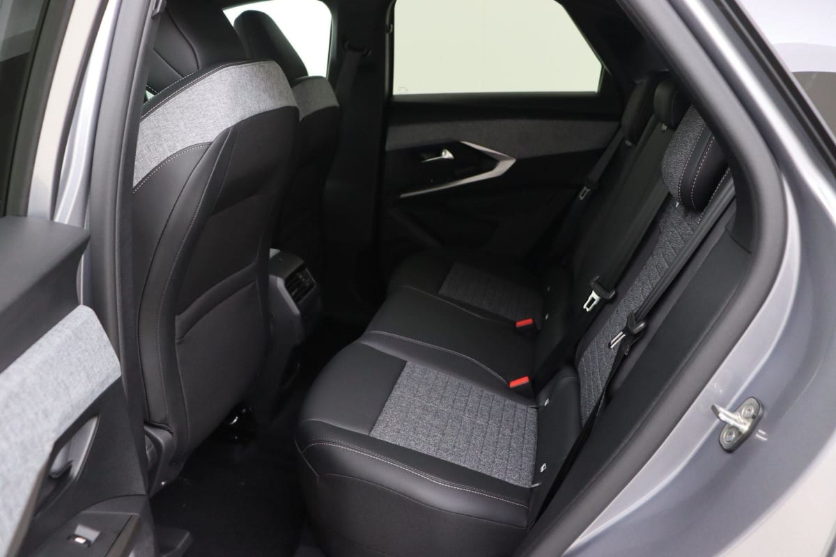 355660_p2 - PEUGEOT - 3008 - 2025 - photo 10