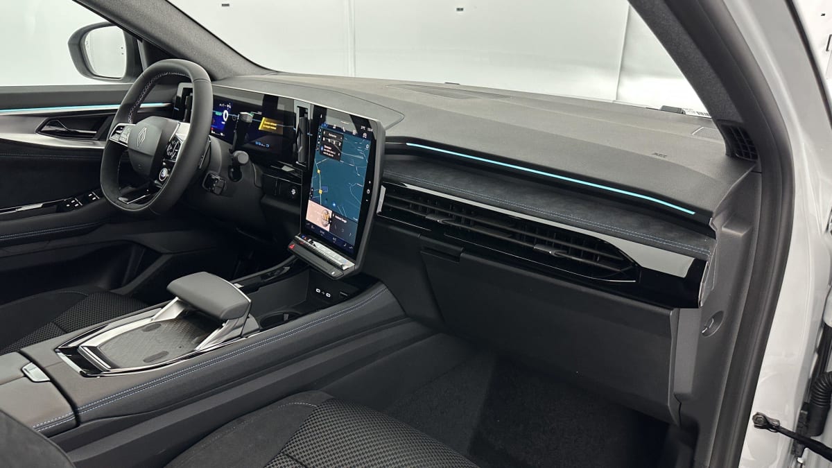 354875_p2 - RENAULT - AUSTRAL - 2025 - photo 8